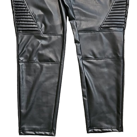 Ashley Stewart Womens sz 26/28 Faux Leather Leggings Black Biker Witchy Goth NWT - Picture 3 of 7